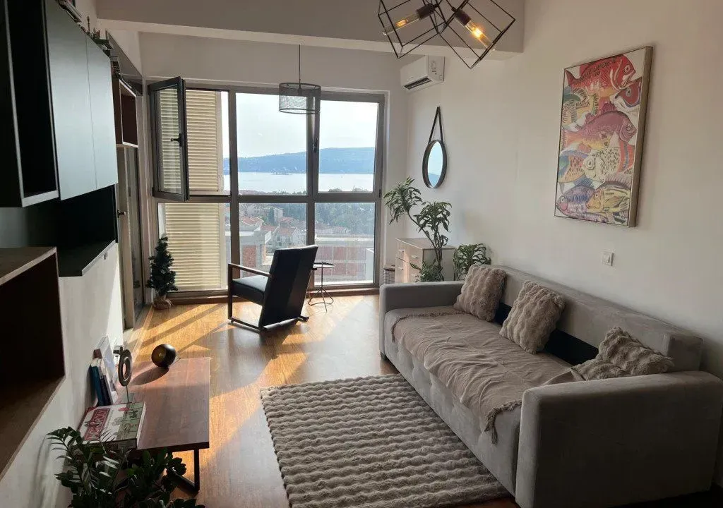 Sale, one bedroom apartment, 47m², Pod Kuk, Tivat