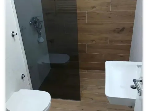 Izdavanje, dvosoban stan, 42m², Detelinara, Novi Sad Sve Podlokacije - image 8