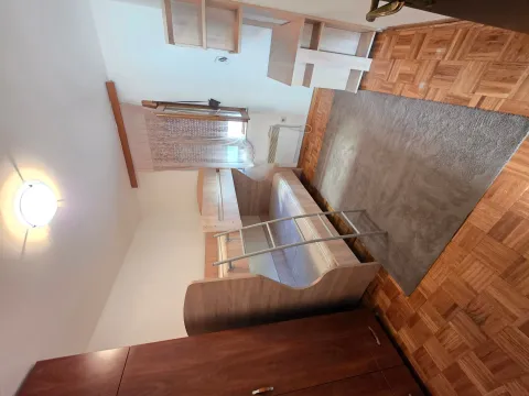 Izdavanje, dvosoban stan, 85m², Stari Aerodrom, Podgorica - image 9