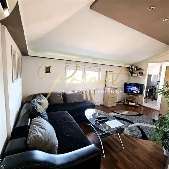 Izdavanje, jednosoban stan, 29m², Zemun Novi Grad, Zemun Sve Podlokacije