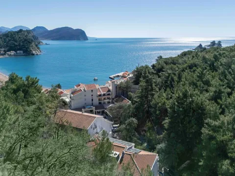 Sale, two bedroom apartment, 81m², Petrovac, Budva - image 20