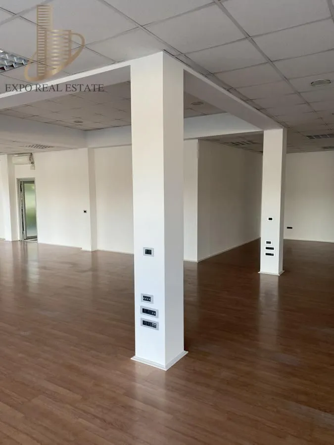 Rent, office space, 400m², Novo naselje, Novi Sad