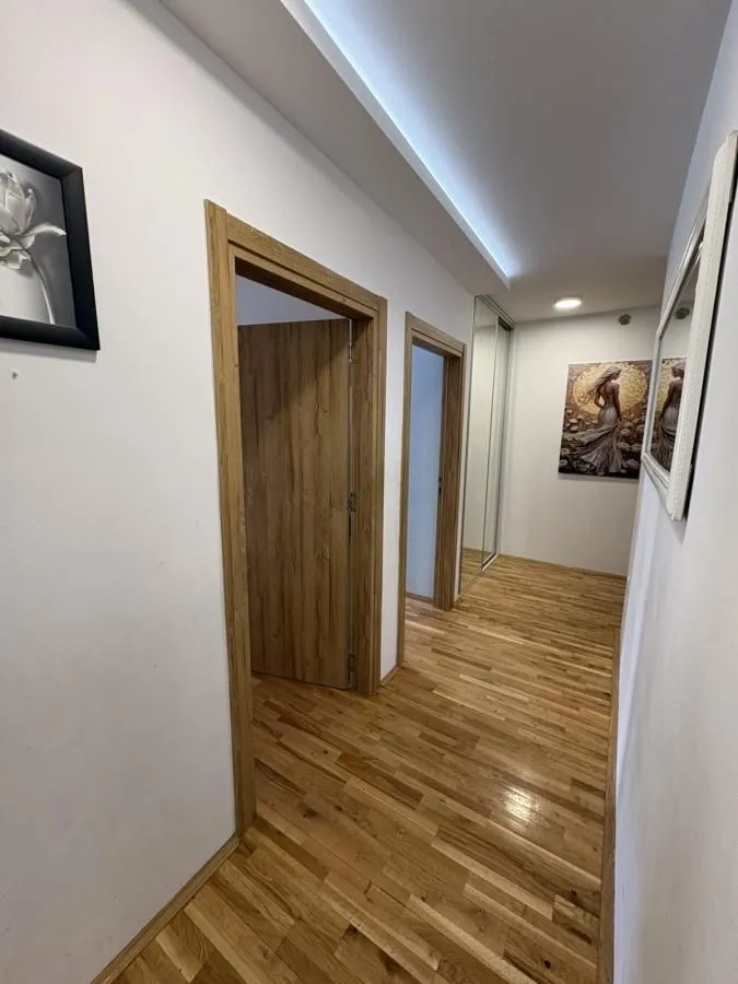 Prodaja, dvosoban stan, 57m², Salajka, Novi Sad Sve Podlokacije