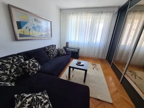 Rent, two bedroom apartment, 65m², Stara Varoš, Podgorica - image 8