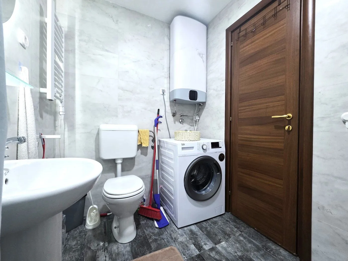 Rent, apartment, 67m², Stari Aerodrom, Podgorica