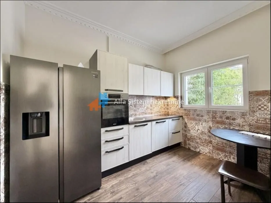 Rent, house, 510m², Banovo Brdo, Beograd
