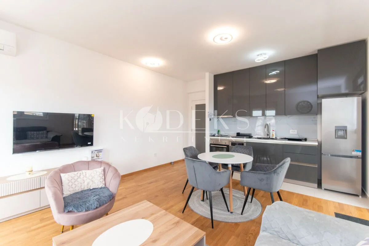 Rent, two bedroom apartment, 65m², Stari Aerodrom, Podgorica