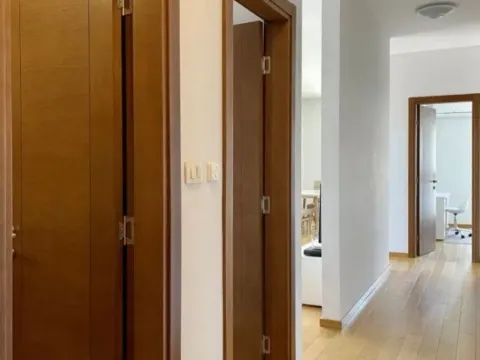 Izdavanje, dvosoban stan, 77m², Tivat, Crna Gora - image 6