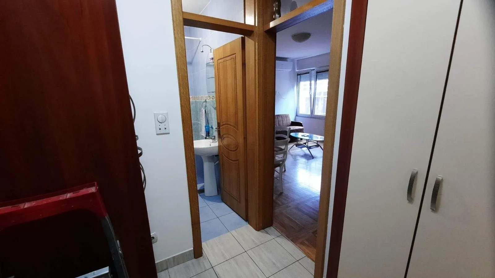 Izdavanje, garsonjera, 40m², Vezirov Most, Podgorica