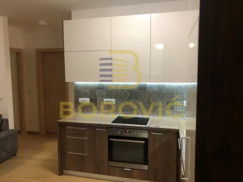Izdavanje, trosoban stan, 68m², Crveni Krst, Beograd - image 9