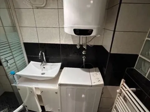 Prodaja, jednosoban stan, 35m², Skadarlija, Beograd - image 13