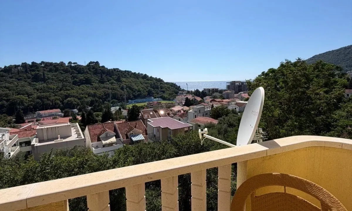 Sale, one bedroom apartment, 48m², Petrovac, Budva