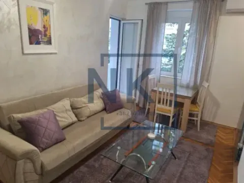 Izdavanje, jednosoban stan, 38m², Centar, Podgorica - image 2