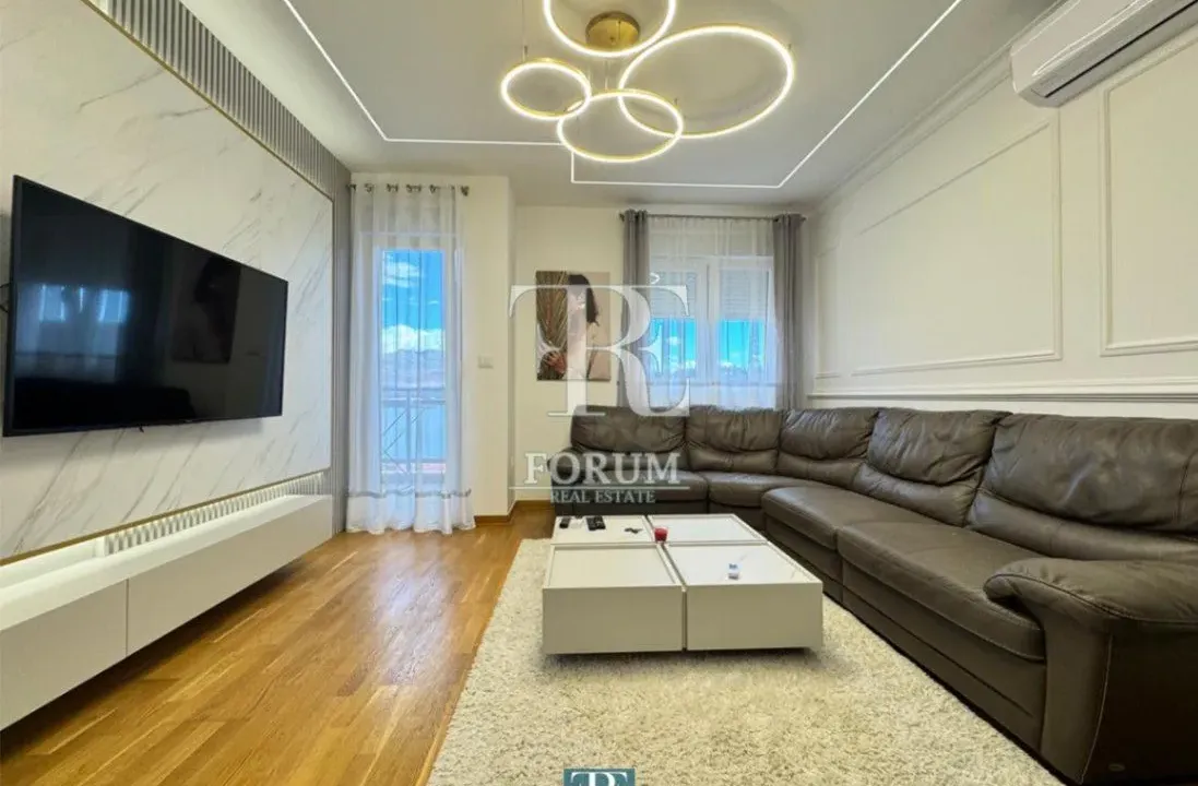 Rent, two bedroom apartment, 65m², City Kej, Podgorica