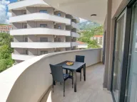 Izdavanje, stan, 53m², Bečići, Budva - image 10