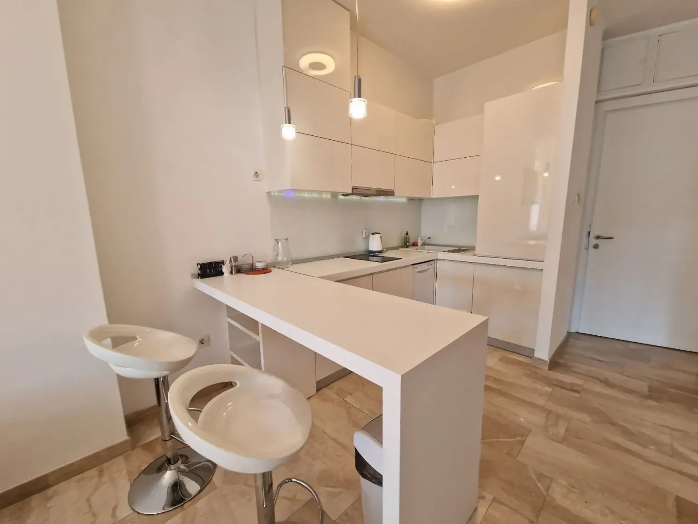 Rent, one bedroom apartment, 67m², Budva, Crna Gora