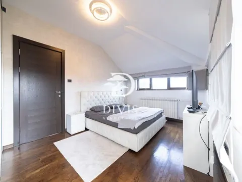 Prodaja, stan, 102m², Profesorska Kolonija, Palilula Sve Podlokacije - image 4