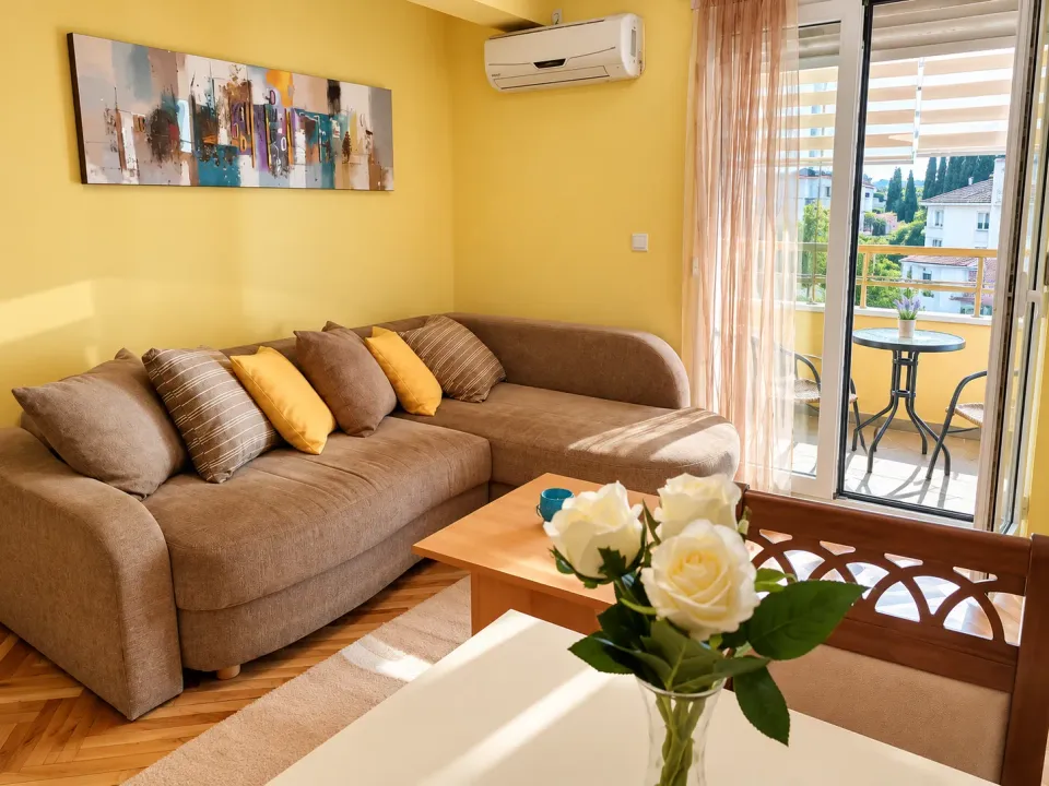 Rent, studio apartment, 27m², Stara Varoš, Podgorica