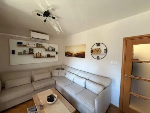 Izdavanje, stan, 30m², Blok 6, Podgorica - image 8