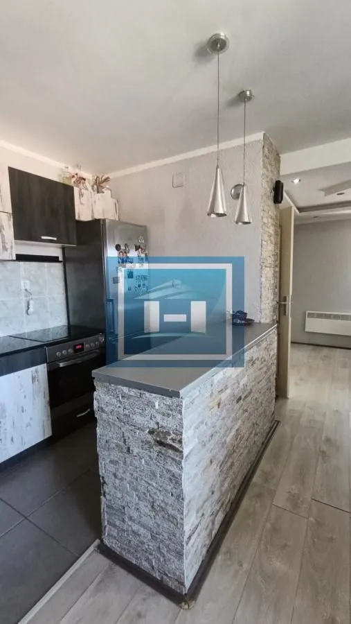 Prodaja, trosoban stan, 83m², Vašarište, Jagodina
