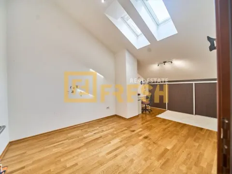 Prodaja, dvosoban stan, 122m², Tološi, Podgorica - image 8