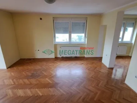 Prodaja, četvorosoban stan, 110m², Centar, Novi Sad - image 4