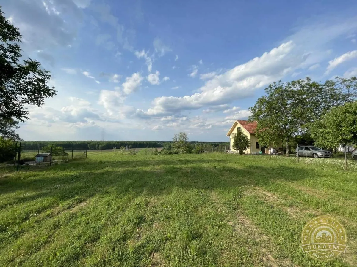 Prodaja, plac, 2400m², Rakovac, Novi Sad Sve Podlokacije