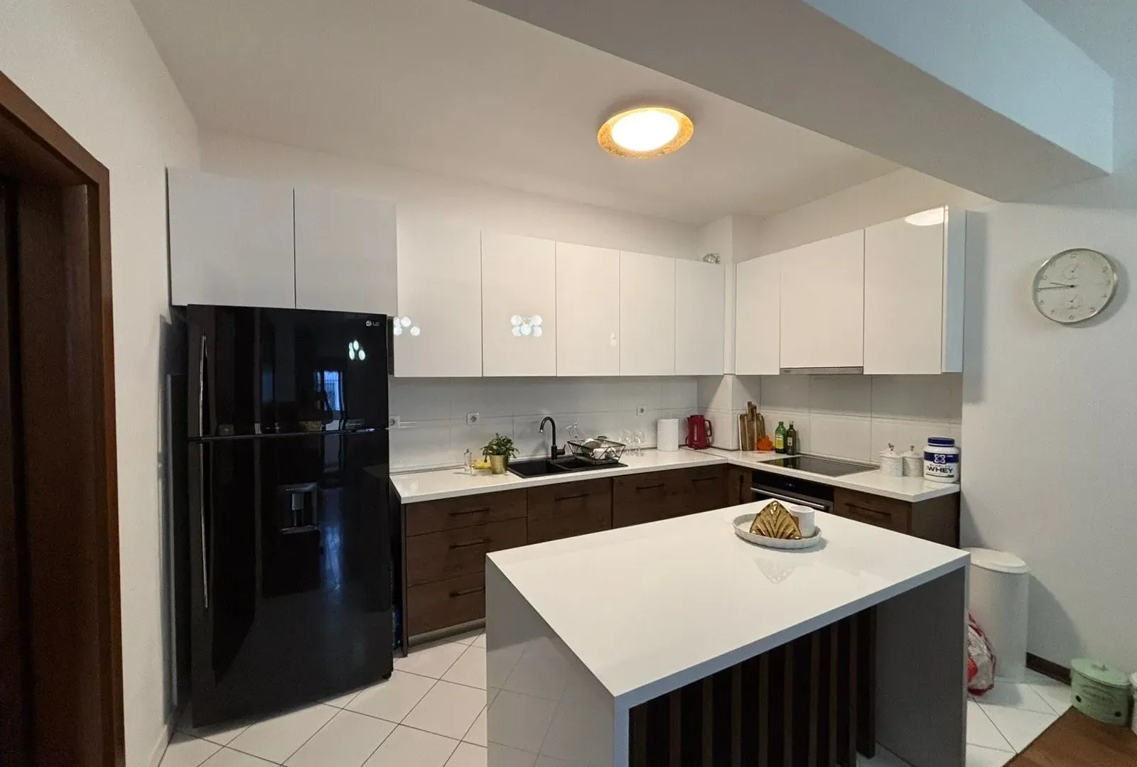Prodaja, dvosoban stan, 89m², Momišići, Podgorica