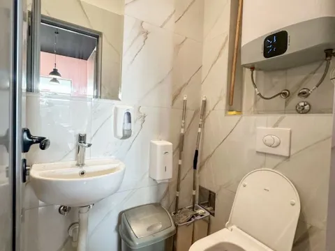 Rent, office space, 50m², Zabjelo, Podgorica - image 8