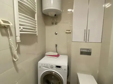 Prodaja, dvosoban stan, 68m², City Kvart, Podgorica - image 10