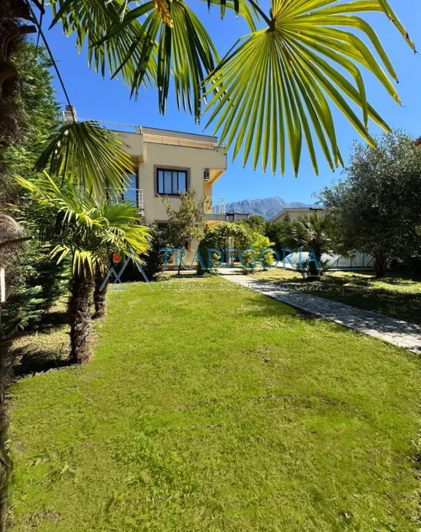 Prodaja, kuća, 180m², Bar, Crna Gora