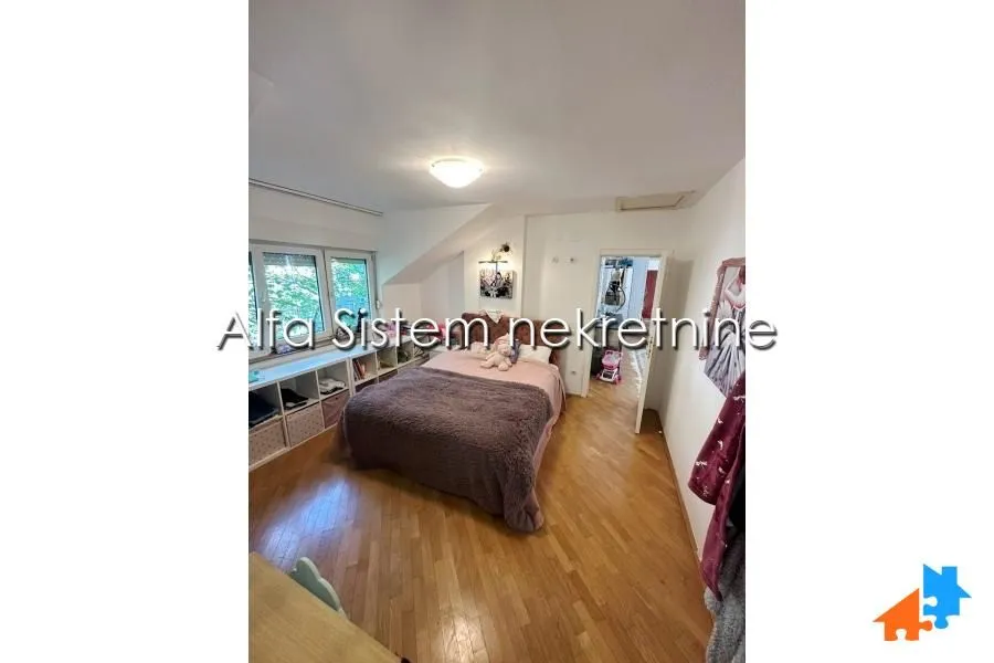 Izdavanje, stan, 130m², Banovo Brdo, Beograd