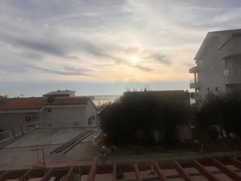 Sale, one bedroom apartment, 40m², Pržno, Budva - image 11