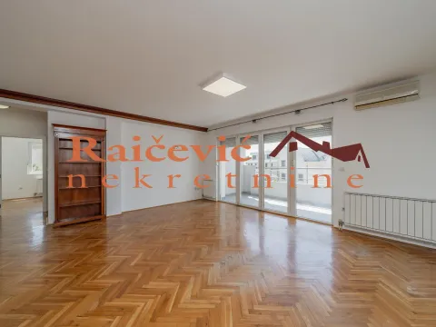 Prodaja, četvorosoban stan, 117m², Savski Venac, Beograd - image 4