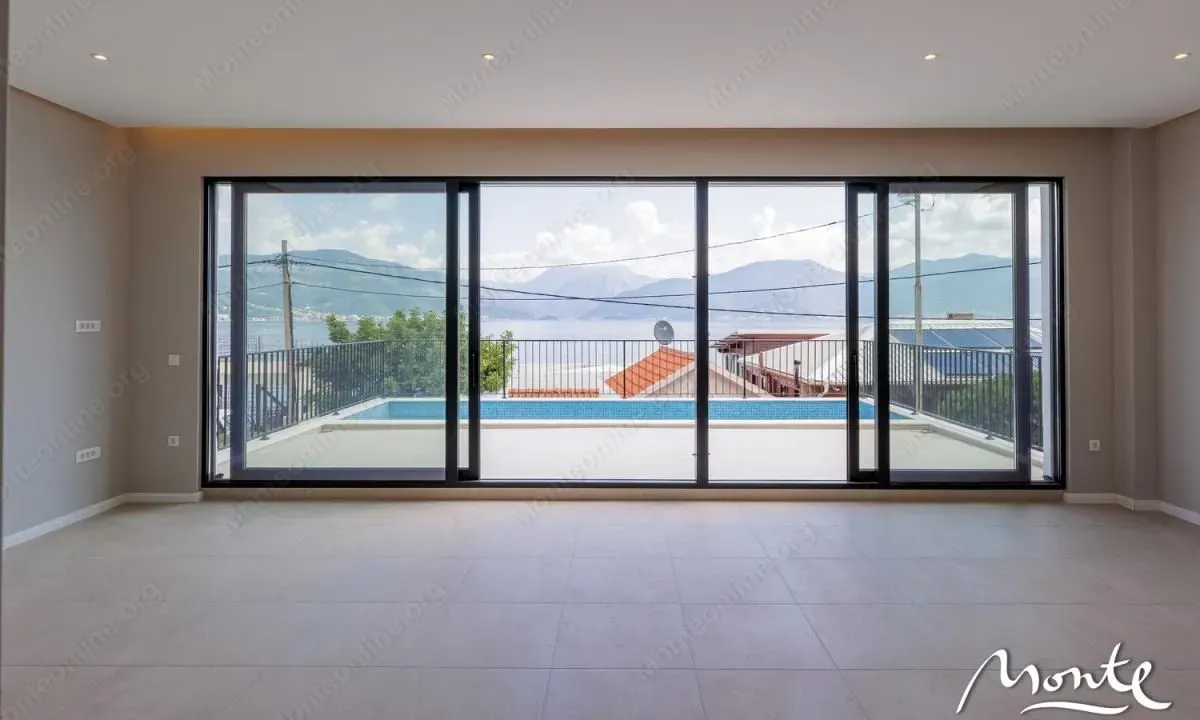 Prodaja, kuća, 200m², Krašići, Tivat