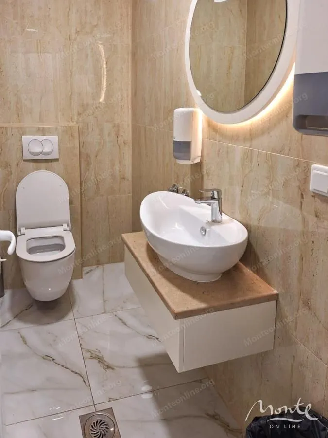 Sale, office space, 735m², Šušanj, Bar