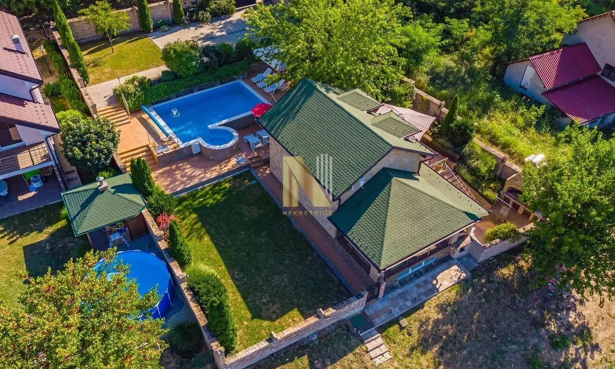 Prodaja, kuća, 140m², Beočin, Srbija