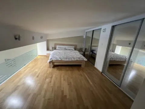 Prodaja, dvosoban stan, 80m², City Kvart, Podgorica - image 5