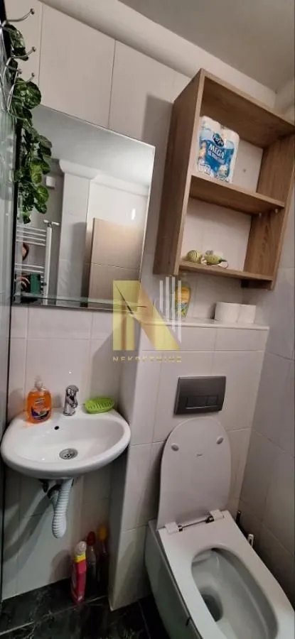 Izdavanje, dvosoban stan, 51m², Bulevar Oslobodjenja, Novi Sad Sve Podlokacije