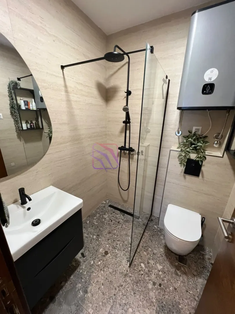 Prodaja, trosoban stan, 82m², Centar, Podgorica