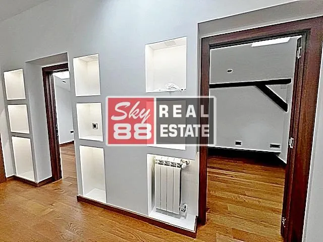 Prodaja, trosoban stan, 66m², Vračar Hram, Vračar Sve Podlokacije