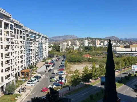 Izdavanje, jednosoban stan, 47m², Central Point, Podgorica - image 8