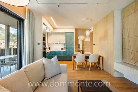 Rent, two bedroom apartment, 112m², Seljanovo, Tivat - image 2