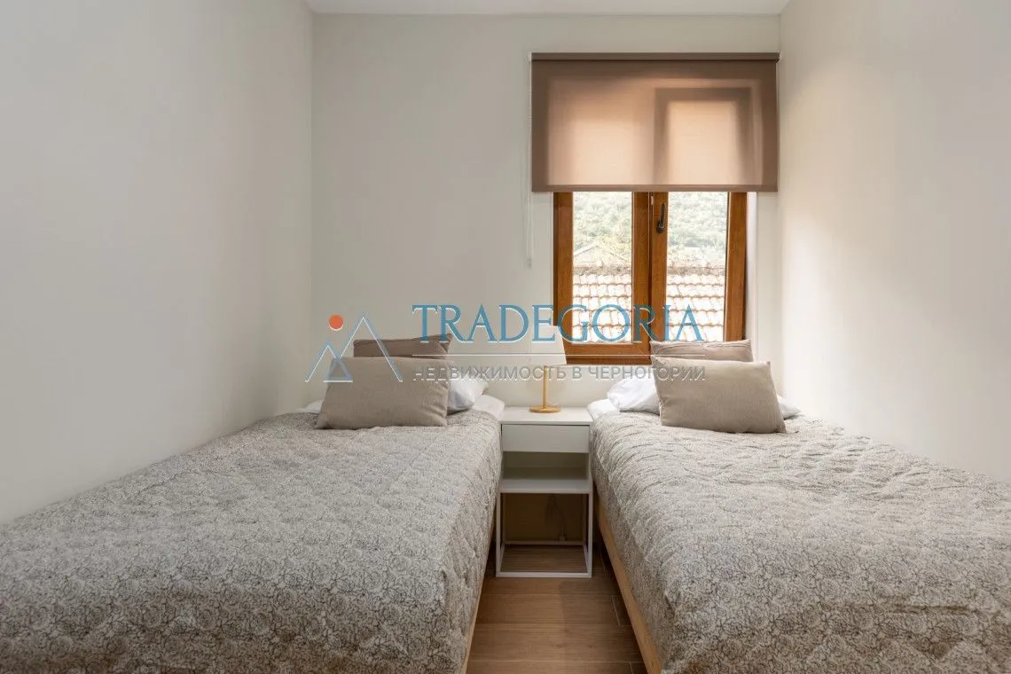 Prodaja, kuća, 170m², Škaljari, Kotor
