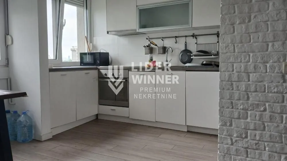 Izdavanje, trosoban stan, 78m², Novi Beograd Sve Podlokacije, Beograd