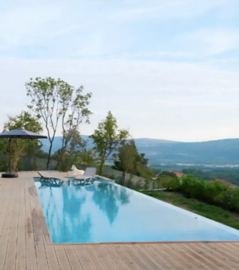 Prodaja, četvorosoban stan, 236m², Tivat, Crna Gora