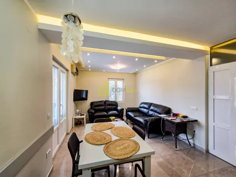 Sale, two bedroom apartment, 59m², Petrovac, Budva - image 16