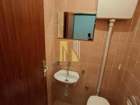 Izdavanje, četvorosoban stan, 95m², Sajmište, Novi Sad - image 11