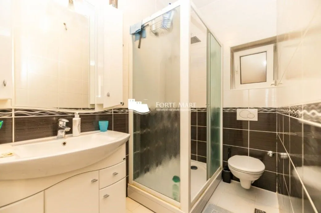 Prodaja, kuća, 387m², Igalo, Herceg Novi
