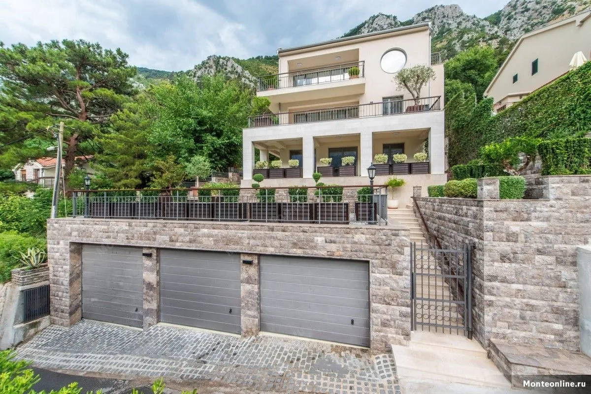 Prodaja, kuća, 510m², Muo, Kotor
